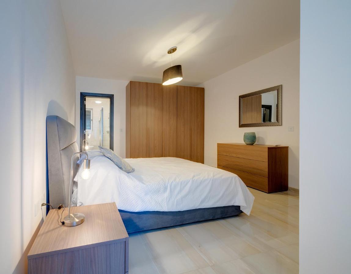 Chic 2Br Apartment, Ideal Location Ta Xbiex Εξωτερικό φωτογραφία