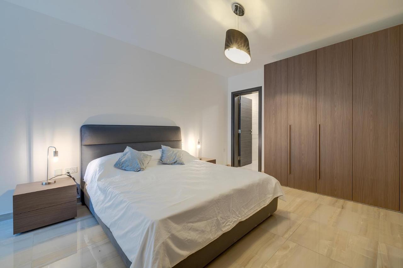 Chic 2Br Apartment, Ideal Location Ta Xbiex Εξωτερικό φωτογραφία
